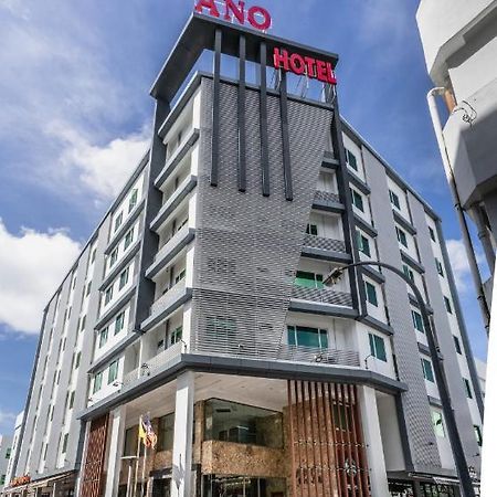 Ano Hotel Miri Esterno foto