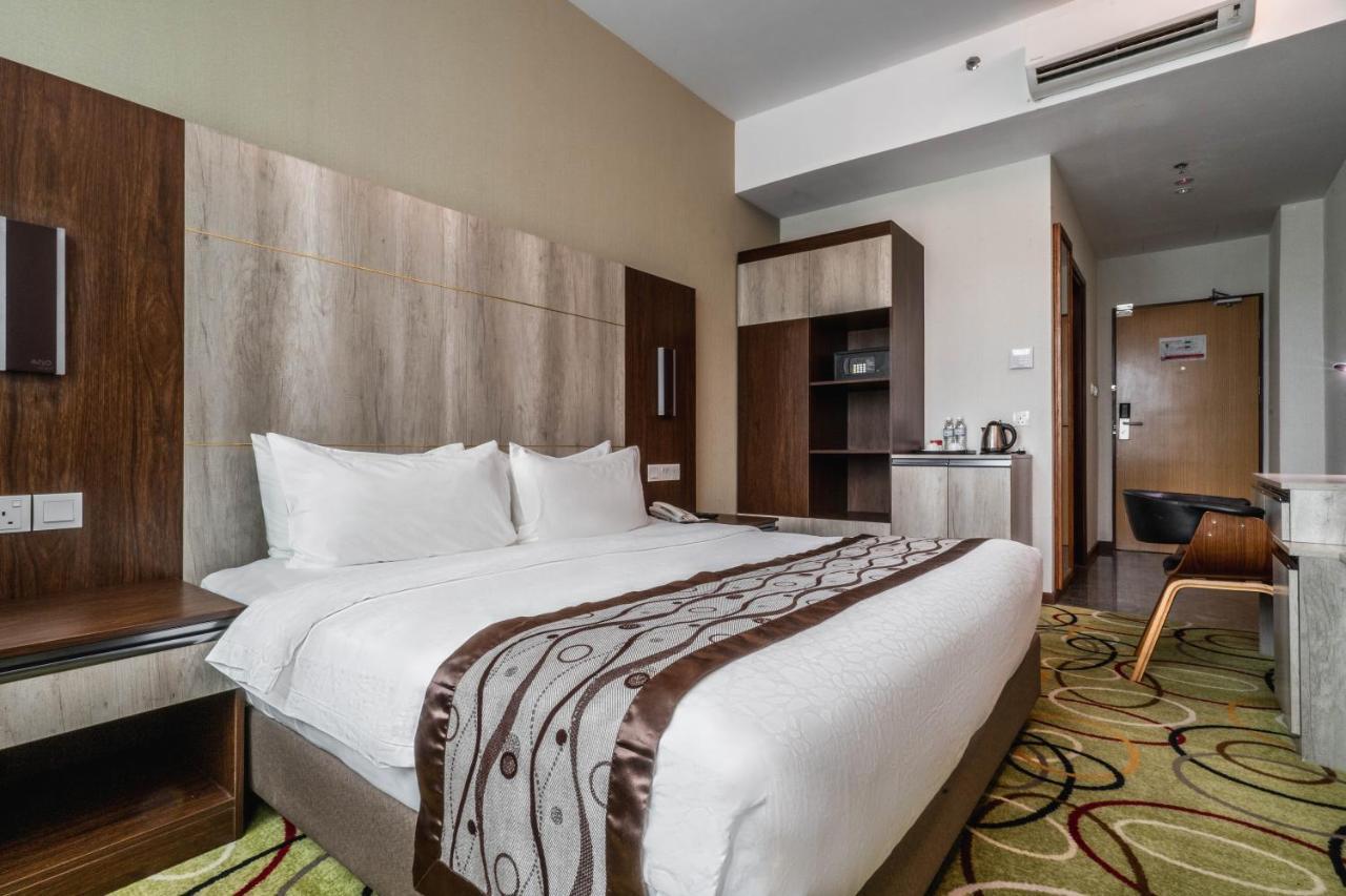 Ano Hotel Miri Esterno foto