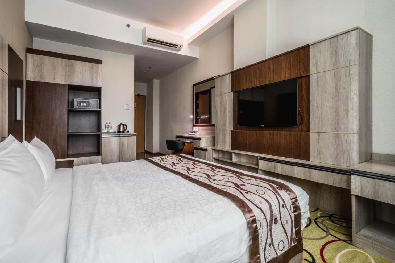 Ano Hotel Miri Esterno foto