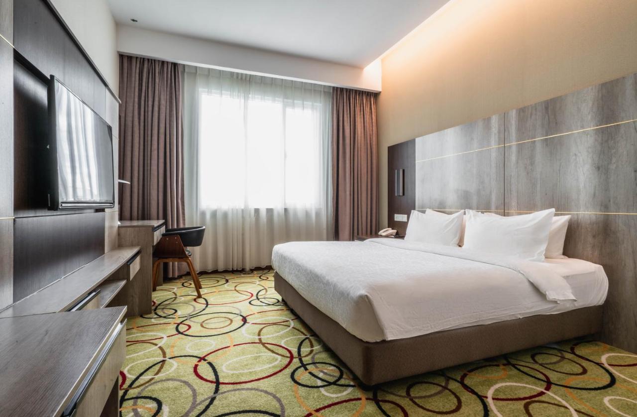 Ano Hotel Miri Esterno foto